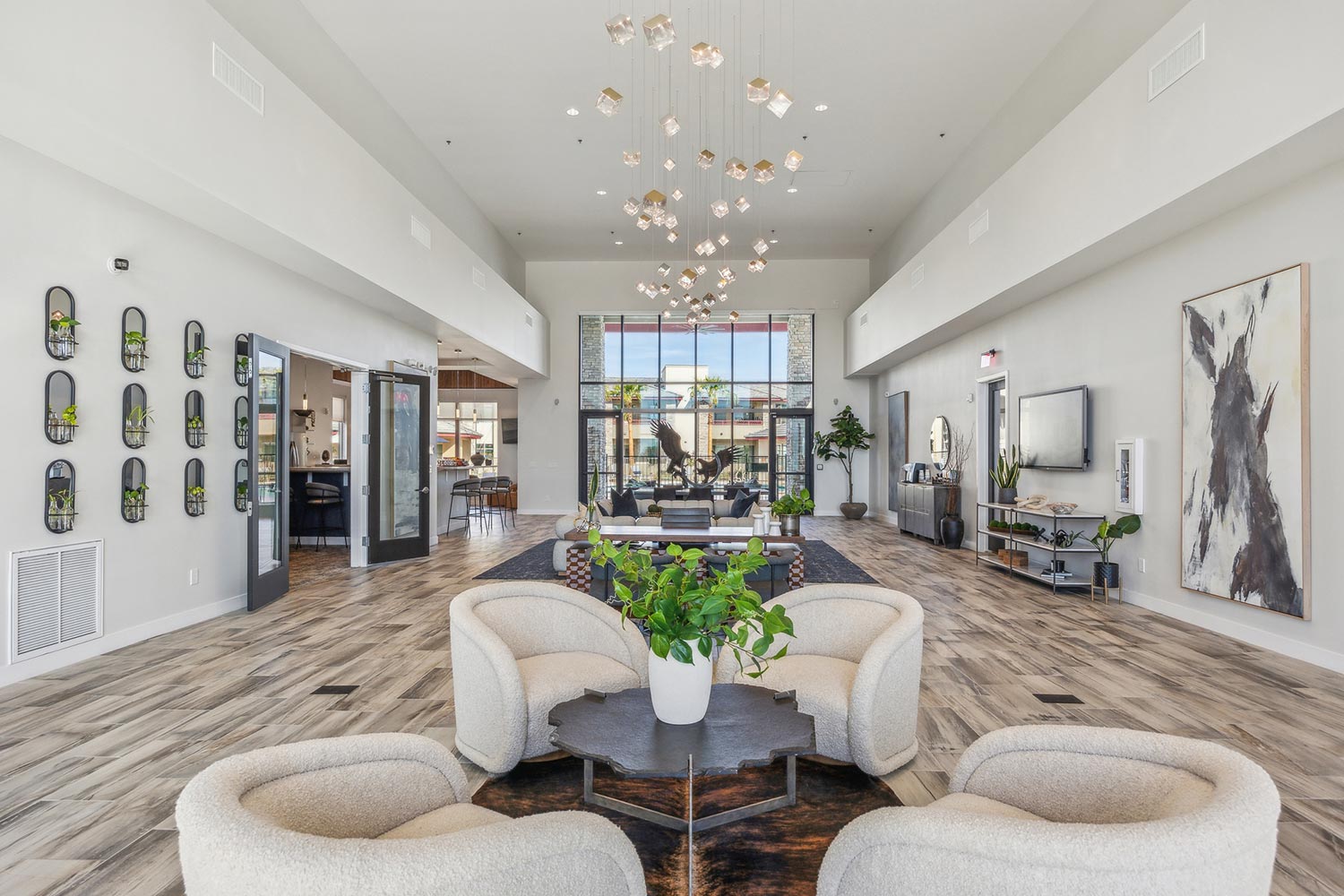 Eagle-Ridge-Apartments-Clubhouse-Interior-View-004