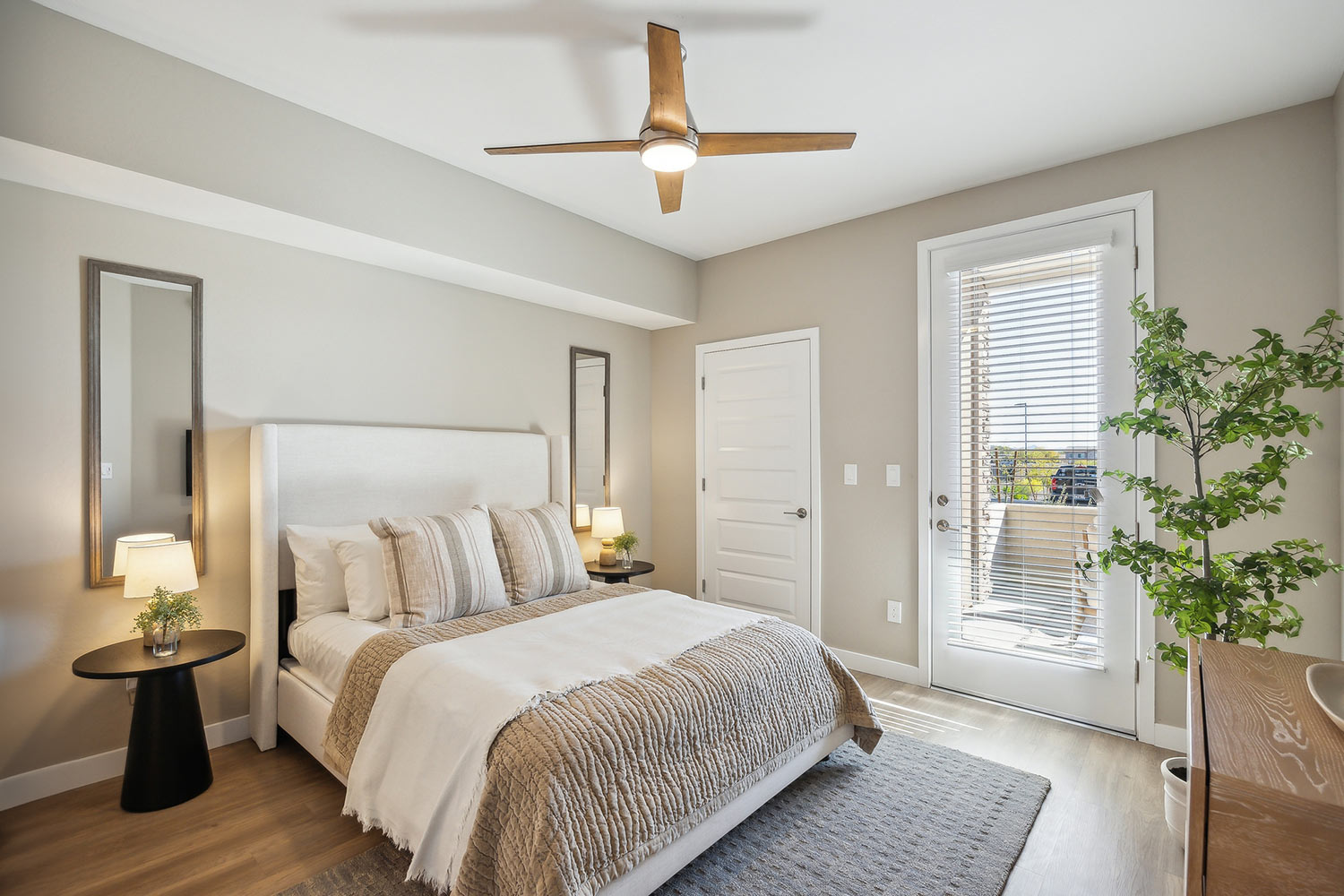 Eagle-Ridge-Apartments-Interior-View-005